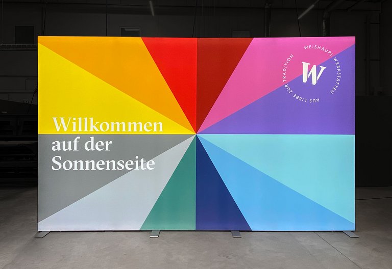 Mur d'exposition illuminé - ALU STAR - Weishäupl GmbH Mur d'exposition illuminé - ALU STAR - Weishäupl GmbH